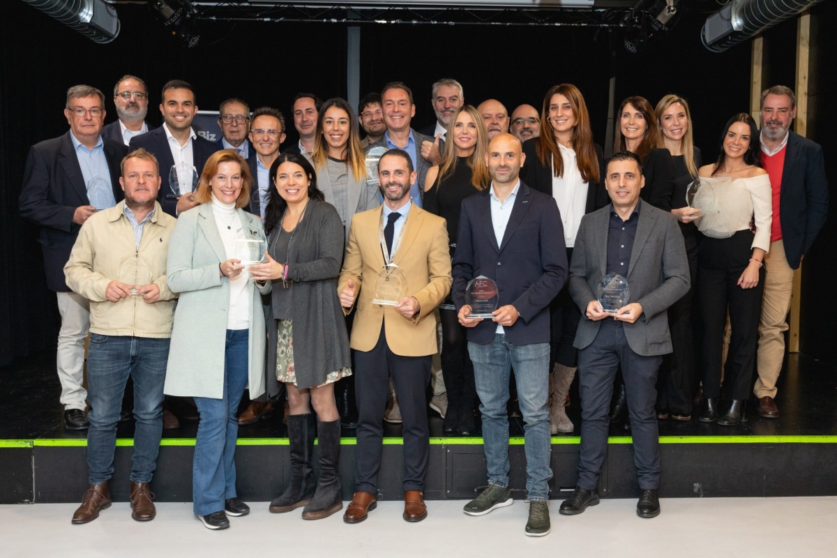 Foto de grup dels guardonats als V Premis Franquícies de Catalunya 2023. 